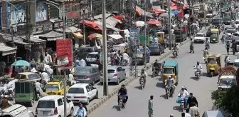 Pakistan'da silahlı saldırganlar otobüsten kaçırdıkları 8 yolcuyu öldürdü