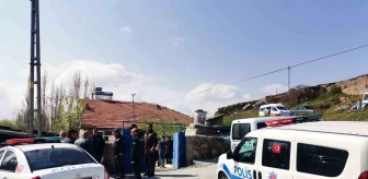 Kayseri'de bir evde 2 genç ölü bulundu