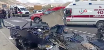 Malatya'da iki otomobil çarpıştı: 2'si ağır 8 yaralı