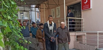 Amasya'da yakalanan düzensiz göçmenlerden 25'i kaçtı
