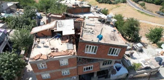 6 Şubat depreminde ilginç görüntü oluşan bina yıkıldı