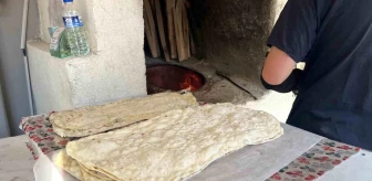 Eskişehir'de Yoğun İlgi Gören Tandır Ekmeği