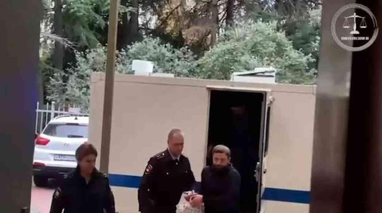 İnternet Fenomeni Maxim Lyutyi, bebeğini kasten aç bırakarak ölümüne sebep olduğunu itiraf etti