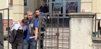Kar maskesi takıp oto galeriyi kurşunlayan şüpheliler adliyede İstanbul'a kaçarken polise enselendiler
