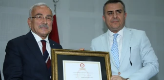 Mehmet Hilmi Güler Ordu Büyükşehir Belediye Başkanı olarak mazbatasını aldı