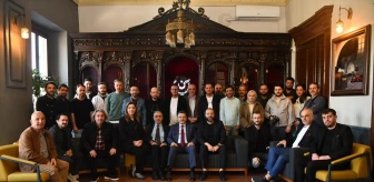 Trabzon Büyükşehir Belediye Başkanı Ahmet Metin Genç, Trabzon Gazeteciler Cemiyeti'ni ziyaret etti