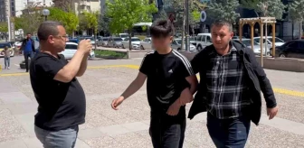 Aksaray'da Alacak Verecek Tartışması Kavgaya Dönüştü: 2 Genç Yaralandı
