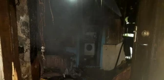 Çankırı'da ev yangını itfaiye ekipleri tarafından söndürüldü