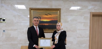 Derebucak Belediye Başkanı Ahmet Kısa, mazbatasını aldı