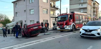 Sivas'ta Kontrolden Çıkan Otomobil Takla Attı: Sürücü Yaralandı