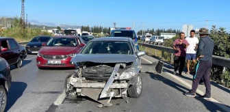 Manavgat'ta otomobil kaza yaptı, sürücü yaralandı