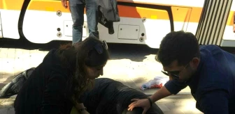 Eskişehir'de Tramvay Kazası: Polis Memuru Ağır Yaralandı