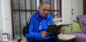 Çankırı'da yaşayan bir vatandaş, hayatını kaybeden arkadaşının adını yazdığı romanla yaşatıyor
