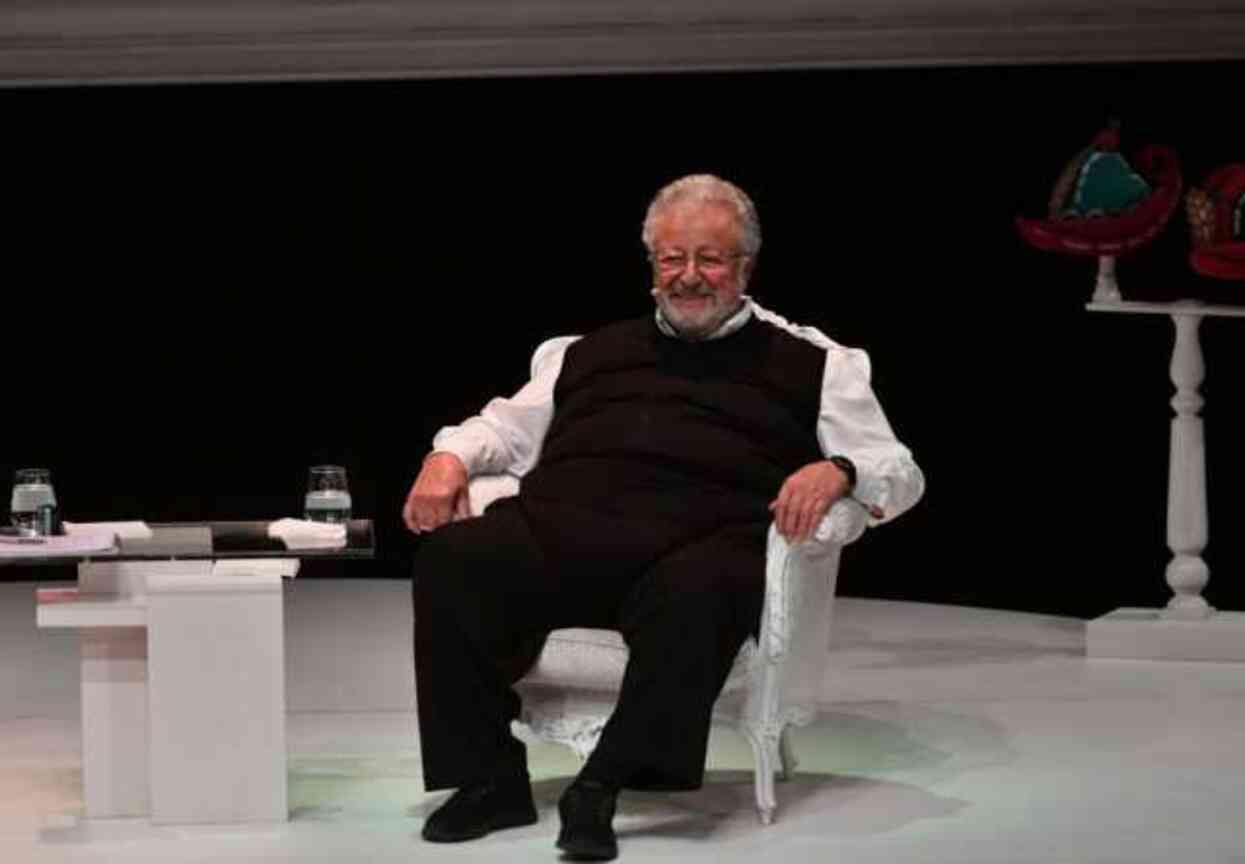 Metin Akpınar kimdir? Metin Akpınar kaç yaşında, nereli? Metin Akpınar'ın eşi kimdir?