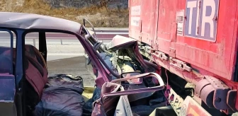 Mersin'de Otomobilin Tıra Arkadan Çarpması Sonucu 1 Kişi Öldü