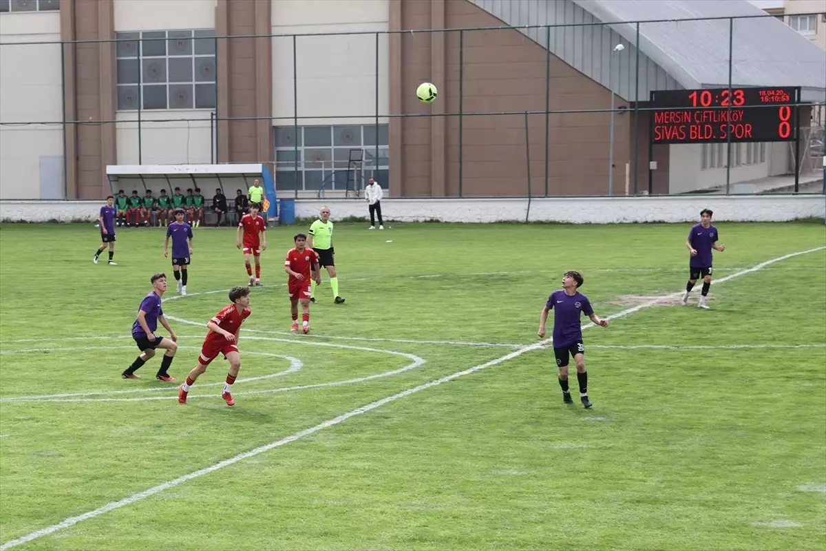 16 Yaş Altı Türkiye Futbol Şampiyonası Nevşehir'de Başladı