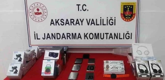Aksaray'da Kaçak Cep Telefonu Aparatları Satılan İş Yerine Operasyon