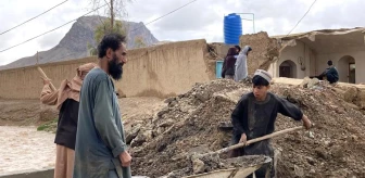 Afganistan'da Şiddetli Yağışlar ve Sel: 70 Ölü, 50 Yaralı