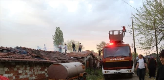 Amasya'da evin bahçesinde çıkan yangın söndürüldü