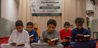 Hayrat İnsani Yardım Derneği Brezilya'da 5 Bin Kur'an-ı Kerim Dağıtıyor