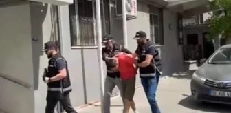 Interpol'ün aradığı Rus dolandırıcı İzmir'de yakalandı