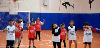 Kilis'te Çocuk Oyunları Şenliği Başladı