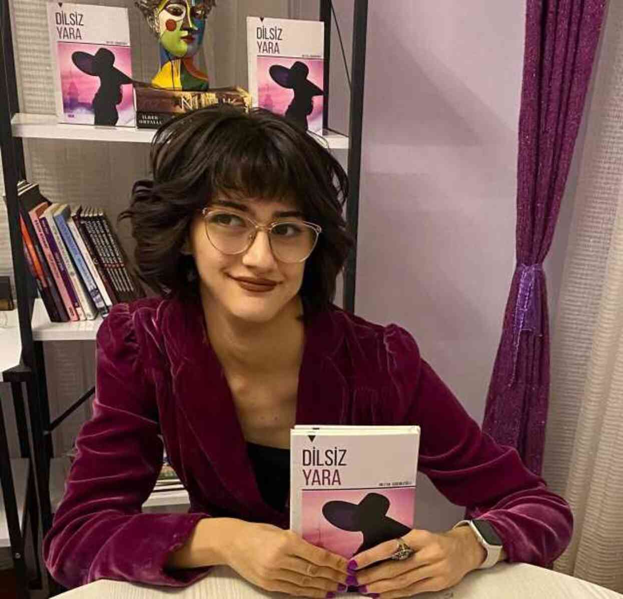 Meltem Güdemezoğlu kimdir? Şair ve Yazar Meltem Güdemezoğlu kaç yaşında, nereli? Meltem Güdemezoğlu kimdir? Şair ve Yazar Meltem Güdemezoğlu kaç yaşında, nereli?