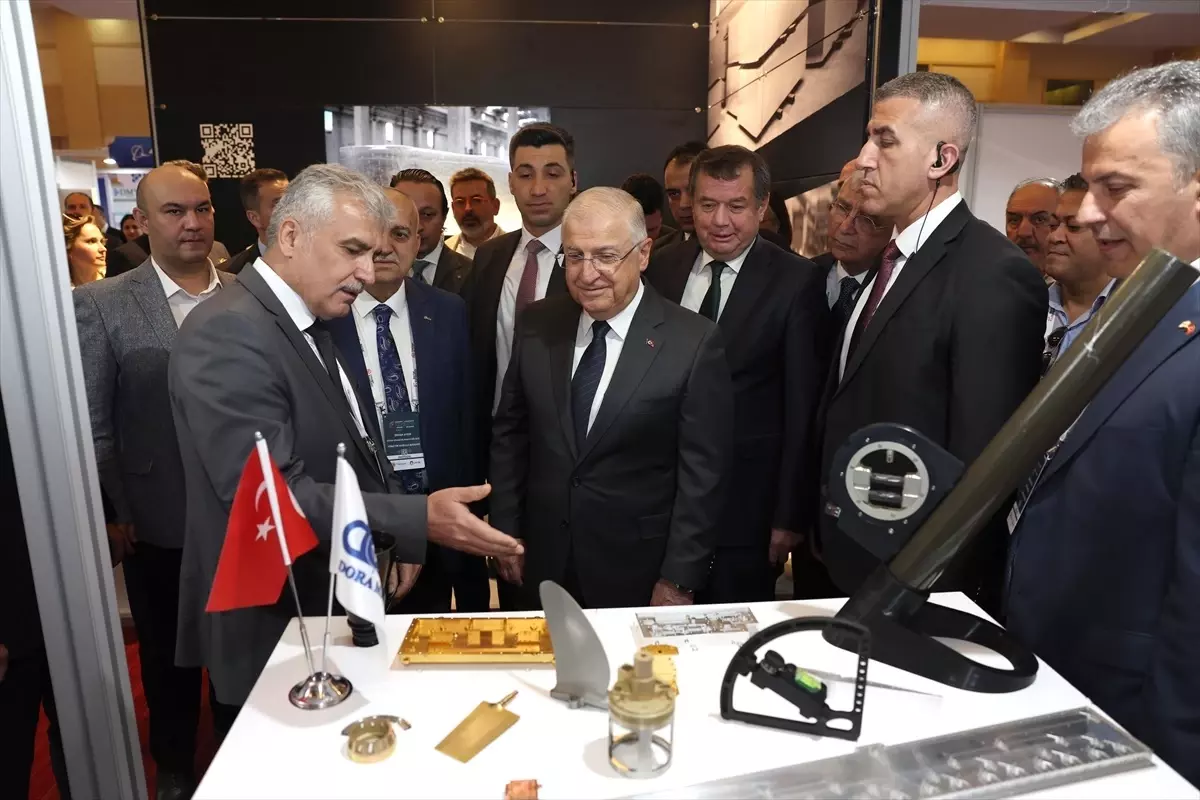 Milli Savunma Bakanı Yaşar Güler, Savunma ve Havacılıkta Endüstriyel İşbirliği Günleri'ne katıldı