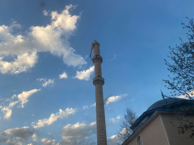 Tokat'ta 5,6'lık deprem nedeniyle cami minaresi yıkıldı