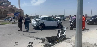 Aksaray'da Tır ile Otomobil Çarpıştı: 1 Yaralı
