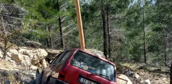 Mersin'de araç şarampole yuvarlandı, sürücü hayatını kaybetti