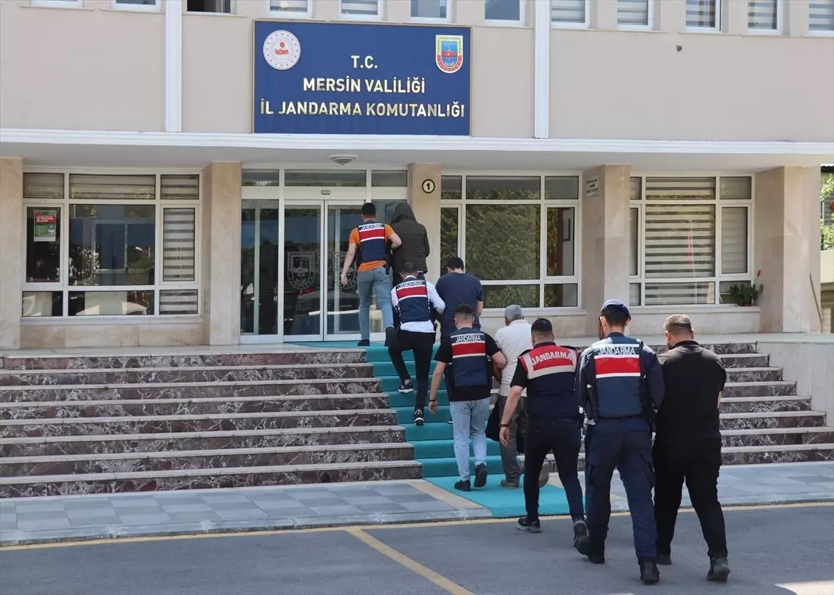 Mersin'de Yasa Dışı Bahis Operasyonu: 5 Şüpheli Gözaltına Alındı