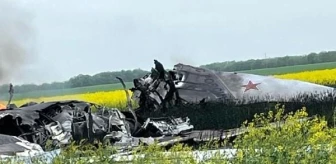 Rusya'da Tu-22M3 stratejik bombardıman uçağı düştü