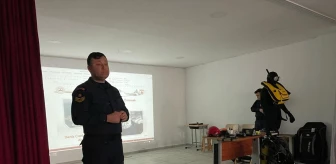 Kastamonu'da Sahil Güvenlik Bot Komutanlığı öğrencilerle buluştu