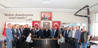 Samsun Emniyet Müdürü Ahmet Arıbaş, Samsun Muhtarlar Derneği Başkanı Mustafa Öztürk'ü ziyaret etti