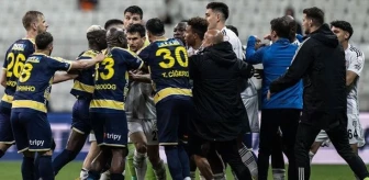 Beşiktaş-Ankaragücü maçında futbolcular birbirine girdi