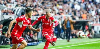 Samsunspor, Adana Demirspor maçını kazanarak alt sıralardan uzaklaşmak istiyor