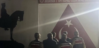 Ardahan'da Baraj Şantiyesinden Hurda Demir Çalan 2 Zanlı Tutuklandı