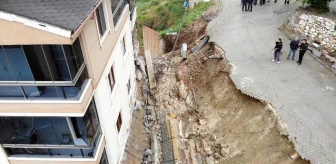 Gemlik'te yağmur sonucu istinat duvarı çöktü, 2 kişi yaralandı