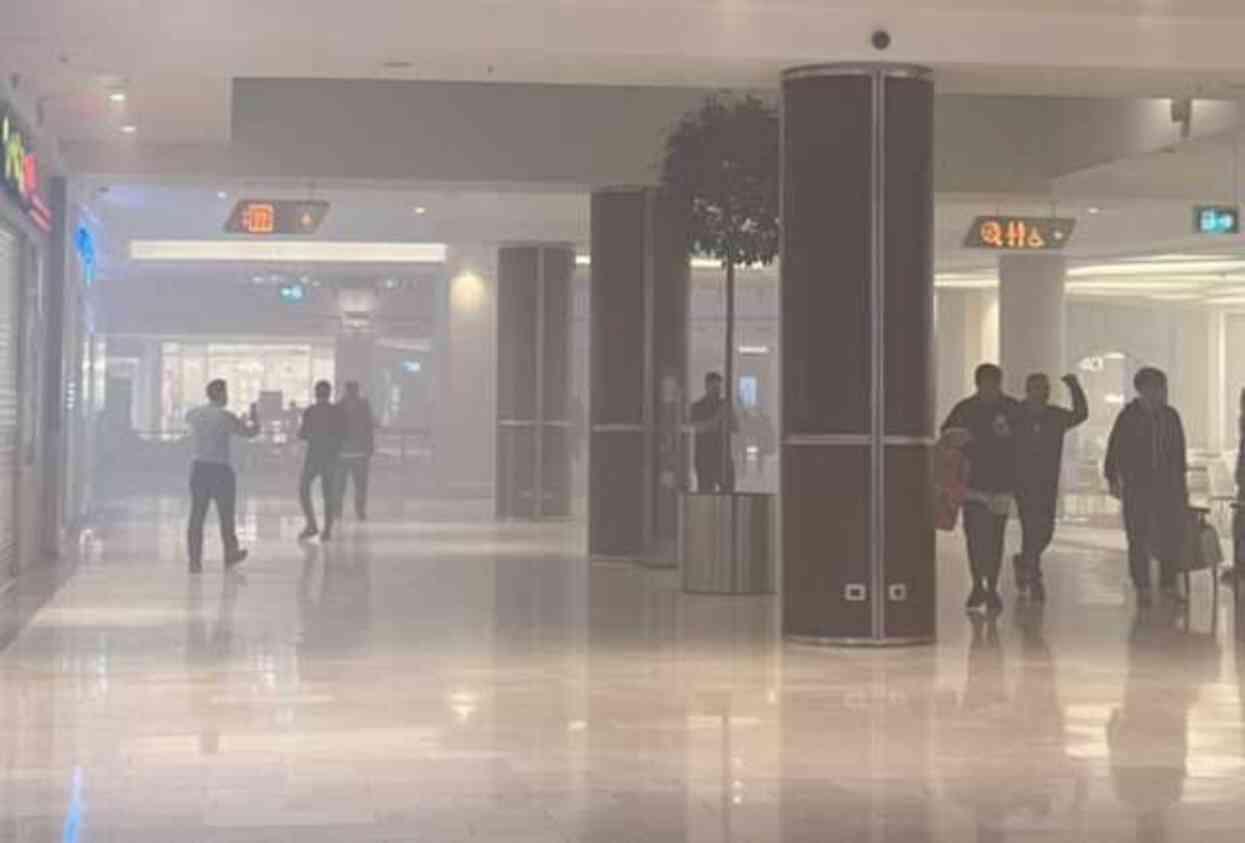 İSTİNYE PARK AVM'DE YANGIN! İstinye Park'ta neden yangın çıktı, son durum nedir? İSTİNYE PARK AVM'DE YANGIN! İstinye Park'ta neden yangın çıktı, son durum nedir?