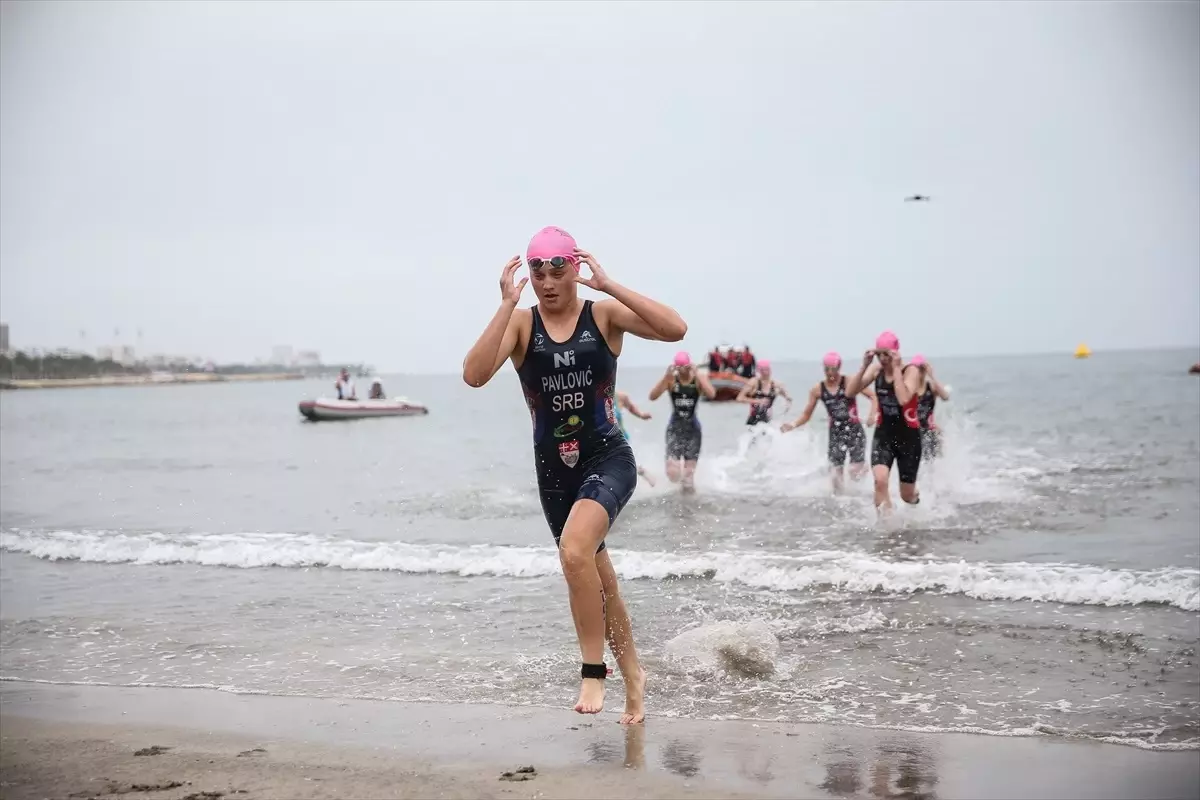 Mersin'de Avrupa Gençler Triatlon Kupası Gerçekleştirildi