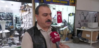 İzmir'de Esnafın İşleri Durgun, Turistlere Umut Bağlıyorlar
