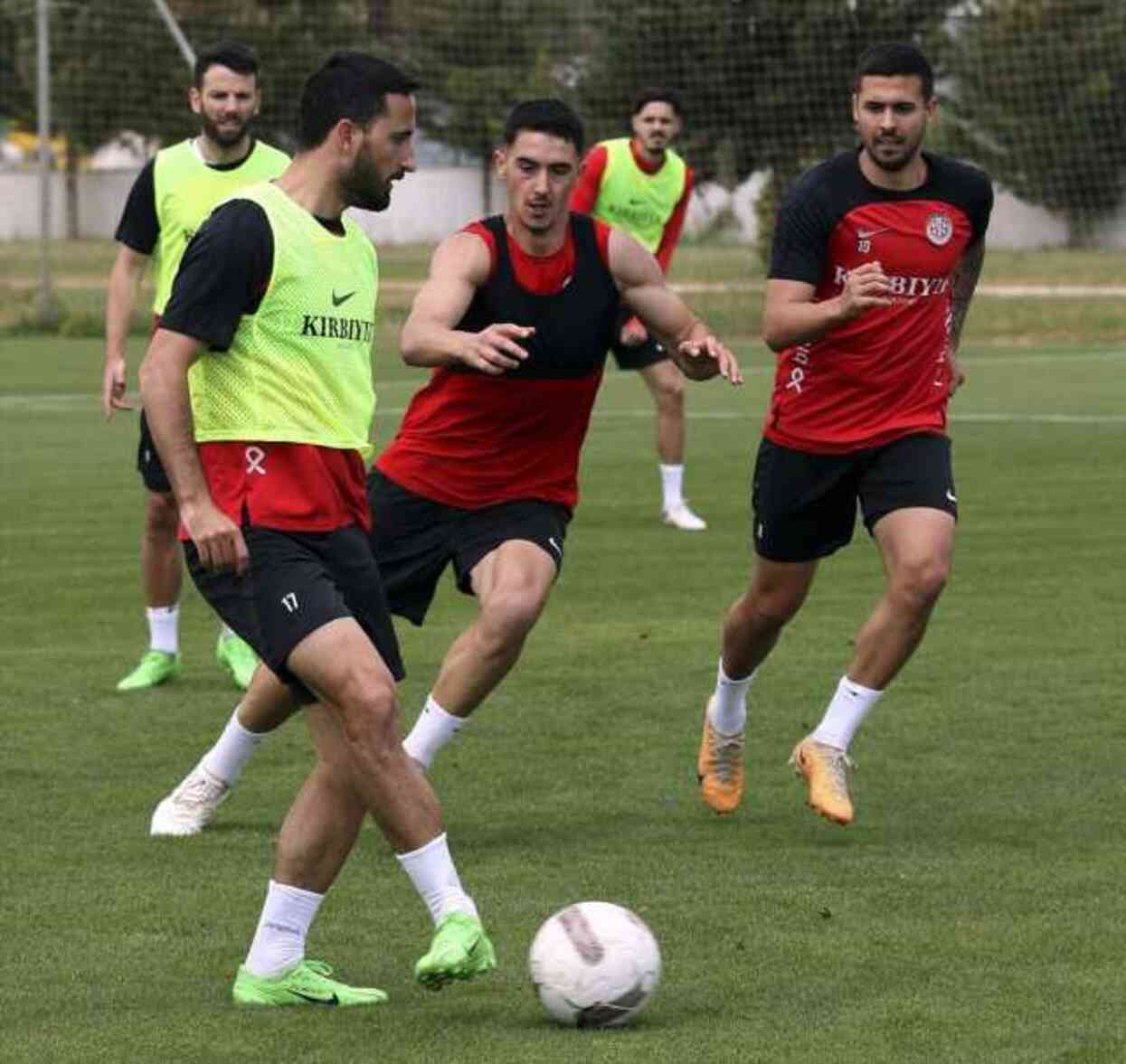 ANTALYA- HATAYSPOR MAÇ İZLE! Antalya- Hatayspor maçı kaçta? Canlı maç izleme linki