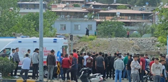 Gaziantep'te kamyonla motosiklet çarpıştı, 2 kişi yaralandı