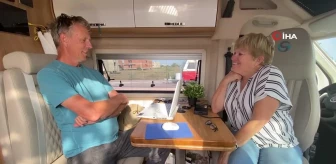 Hollandalı çift, evlerini satıp aldıkları karavanla 5 yıldır Türkiye'de yaşıyor