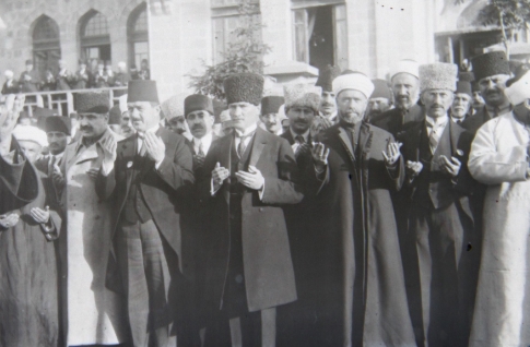 23 Nisan 1920 TBMM'nin ilk açılış konuşmasını kim yaptı? Mehmet Şerif Bey kimdir, görevi neydi?