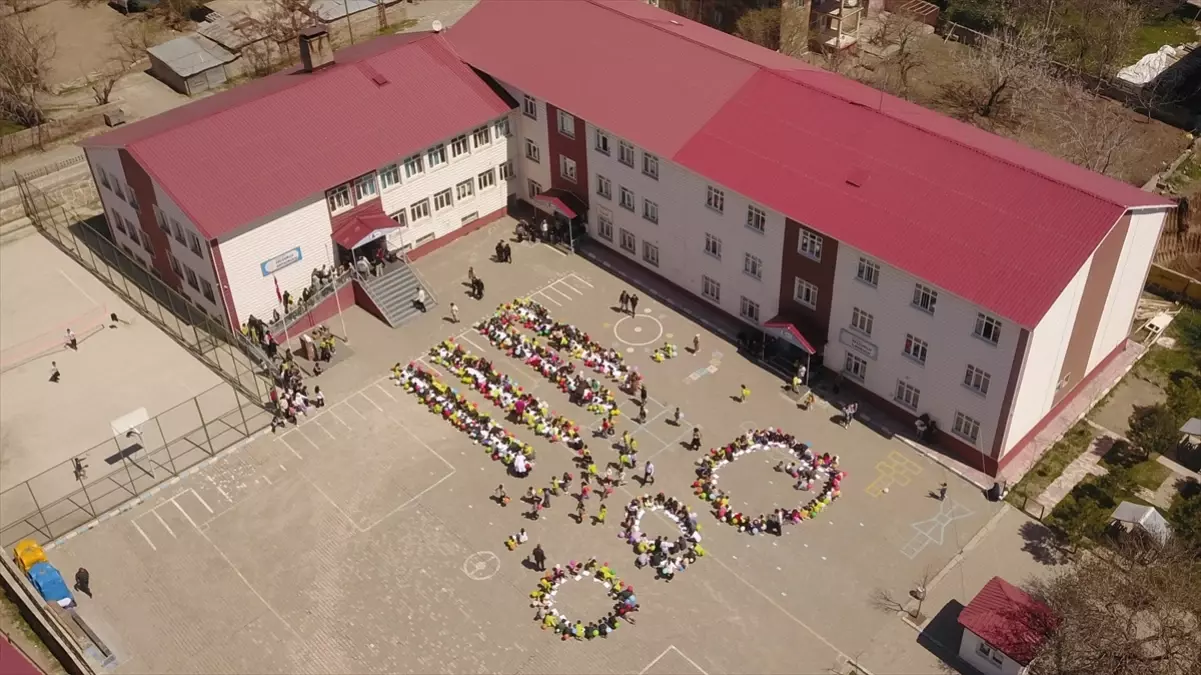 Bitlis'teki Öğrencilerden Gazze'ye Destek
