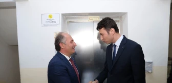 Arhavi Kaymakamı Burak Çimşir, Arhavi Belediye Başkanı Turgay Ataselim'i ziyaret etti