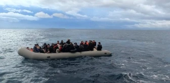Ayvalık'tan Midilli Adasına yasadışı geçiş girişimi: 25 çocuk 56 düzensiz göçmen yakalandı