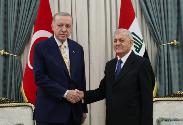 Cumhurbaşkanı Erdoğan 13 yıl sonra Bağdat'ta! Türkiye ile Irak arasında Kalkınma Yolu Anlaşması imzalandı